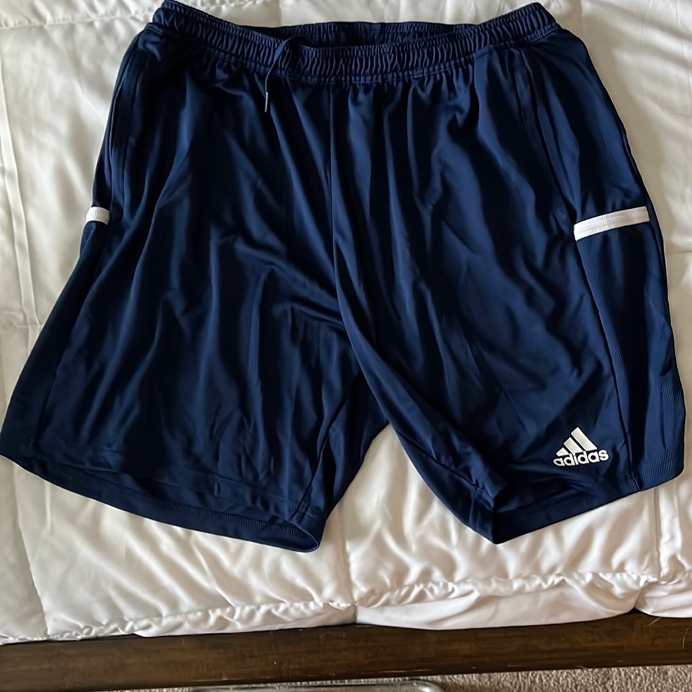 4 pairs Adidas’s shorts bundle